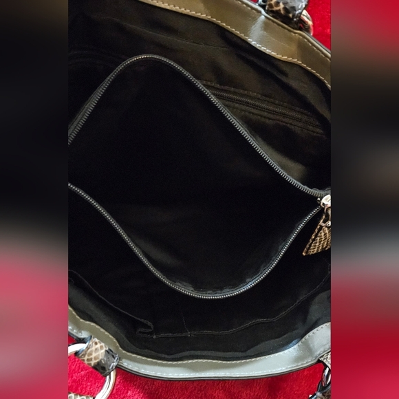 Coach Snakeskin Patterned Women's Bag - Picture 12 of 14